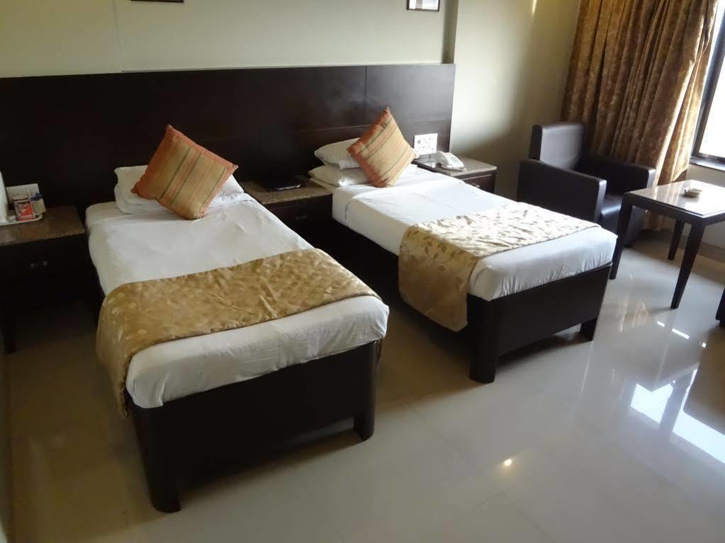 Hotel Kings International Mumbai Exterior foto
